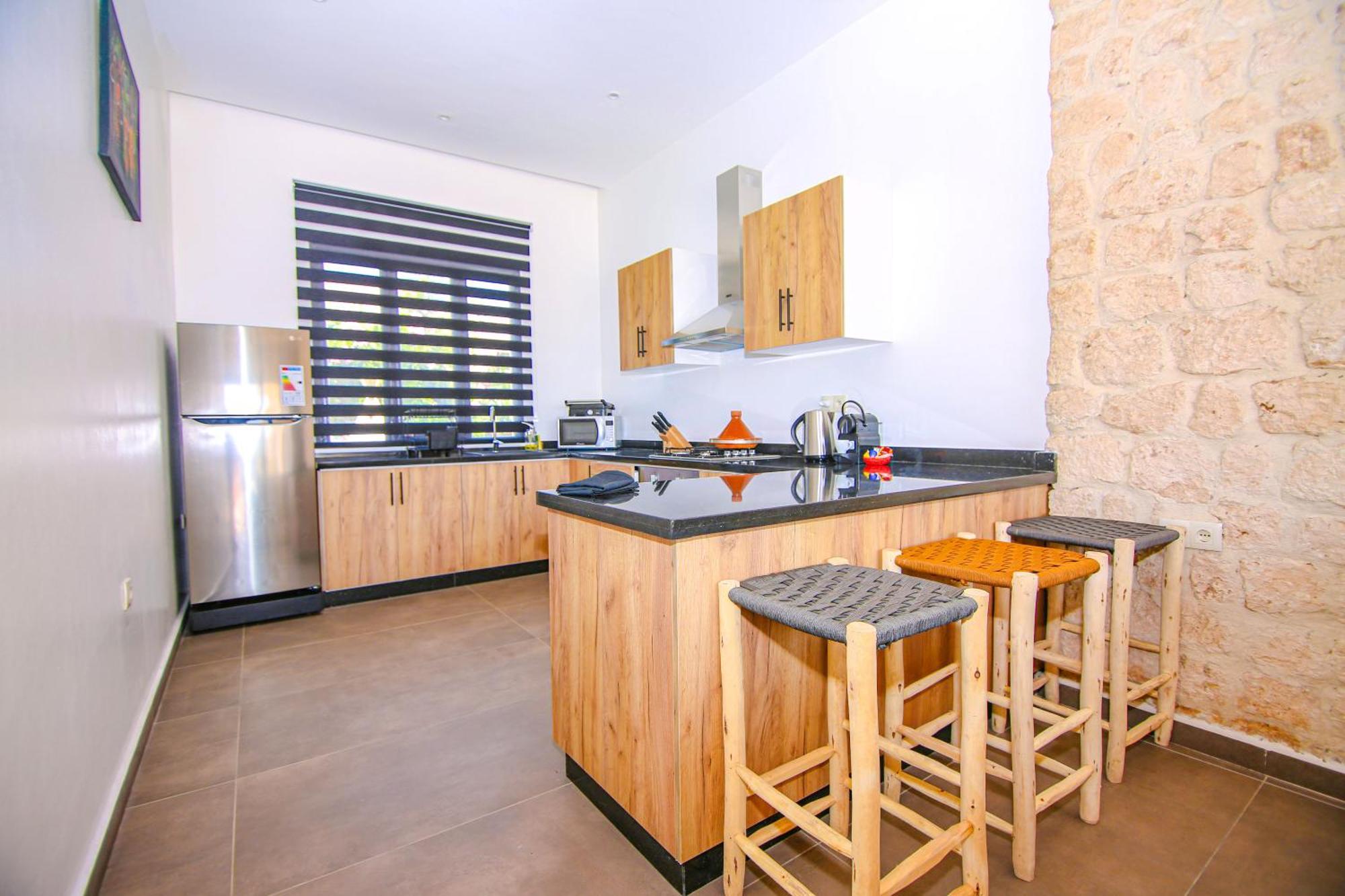 Villa La Rose Bleue - Residence Hoteliere Avec Piscine - 에사우이라 외부 사진