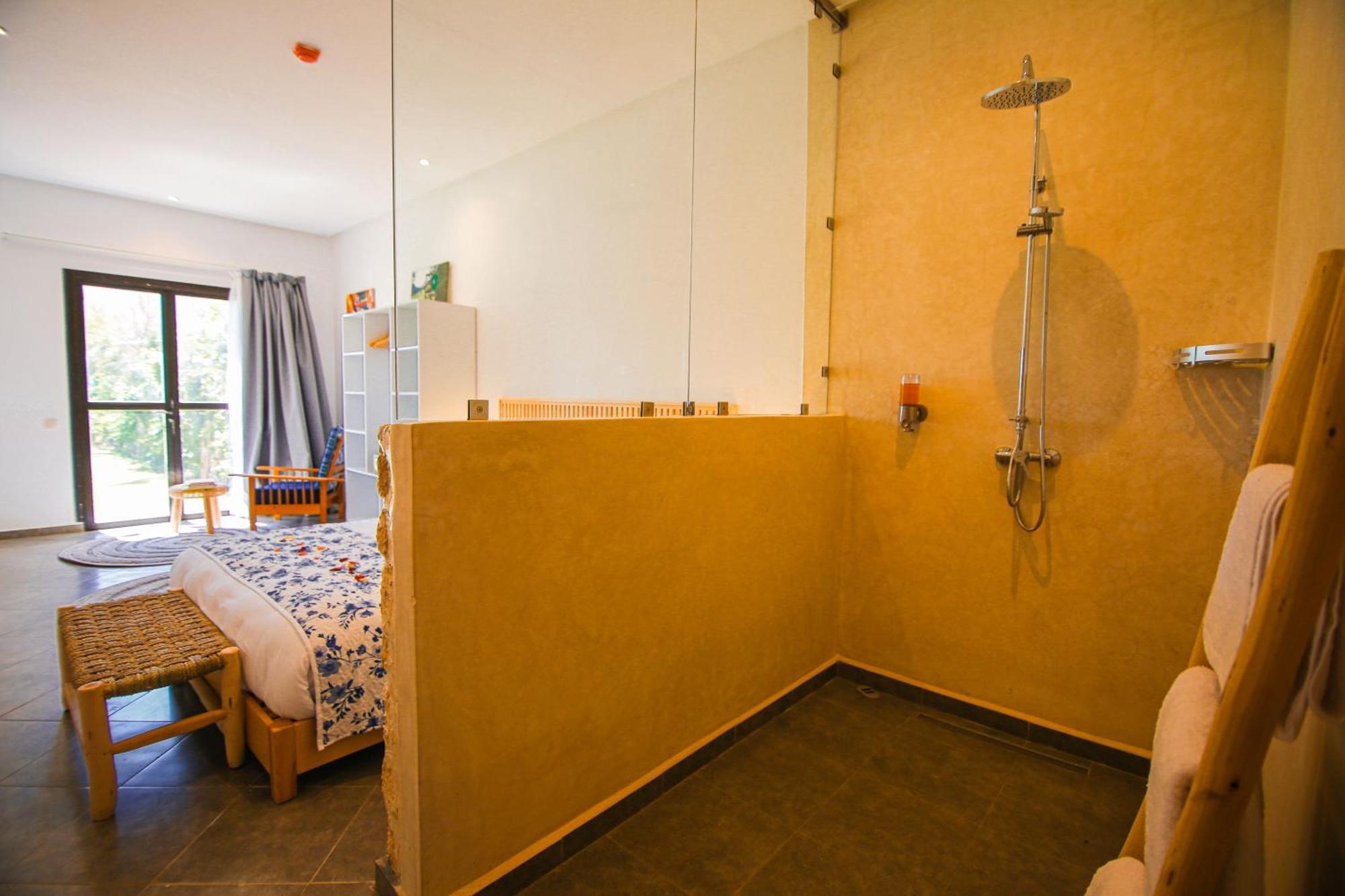 Villa La Rose Bleue - Residence Hoteliere Avec Piscine - 에사우이라 외부 사진
